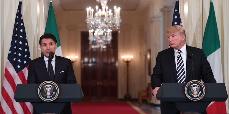 Donald Trump e Giuseppe Conte alla Casa Bianca a Washington (SAUL LOEB/AFP/Getty Images)