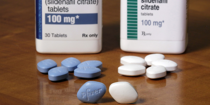 Pastiglie di Viagra e di citrato di sildenafil, la sua versione generica (AP Photo/Richard Drew)