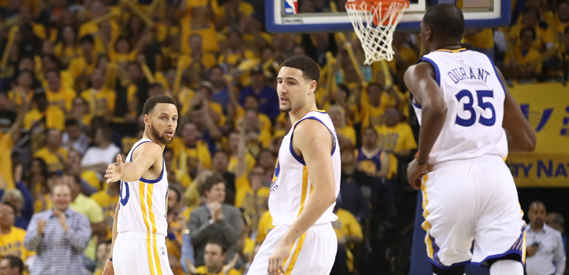 Stephen Curry, Klay Thompson e Kevin Durant dei Golden State Warriors. (Ezra Shaw/Getty Images)