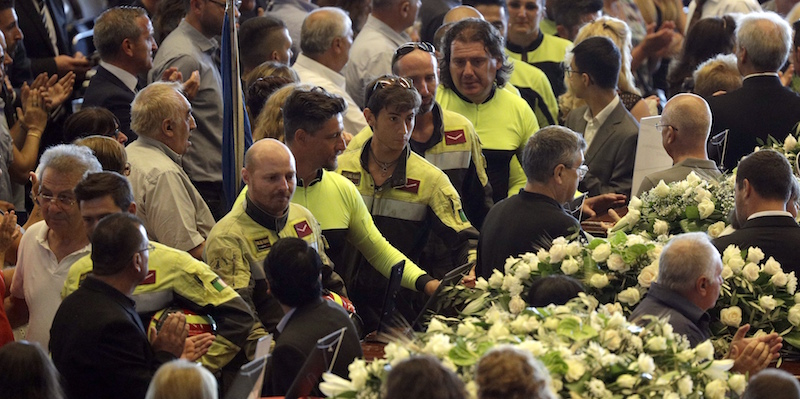 Come seguire in diretta i funerali di stato per i morti di Genova