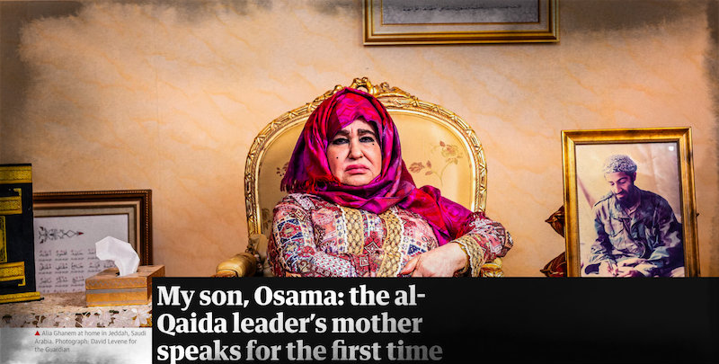 La madre di Osama bin Laden fotografata da David Levene del Guardian