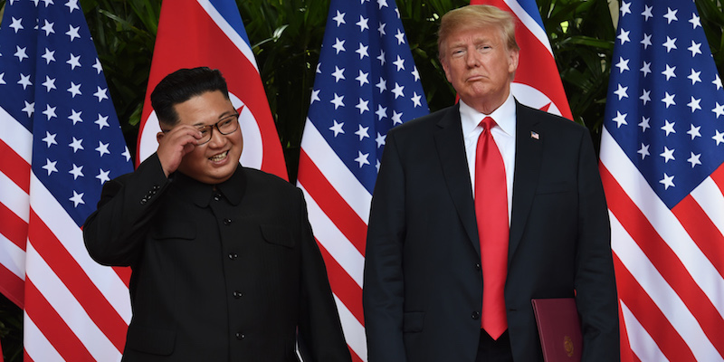 Donald Trump e Kim Jong-un all'hotel Capella di Sentosa, Singapore, 12 giugno 2018
(ANTHONY WALLACE/AFP/Getty Images)