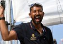È stato salvato il velista indiano gravemente ferito che era alla deriva nell'oceano Indiano
