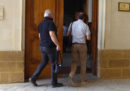 A Lecce 46 persone sono indagate (e alcune sono state arrestate) con l'accusa di aver ottenuto voti in cambio dell'assegnazione di case popolari