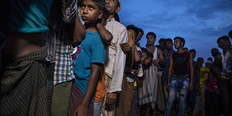 Rohingya in fila nel campo di Kutupalong, Bangladesh, 27 agosto 2018
(Paula Bronstein/Getty Images)
