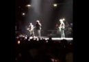 I video di Bono che perde la voce durante un concerto degli U2 a Berlino