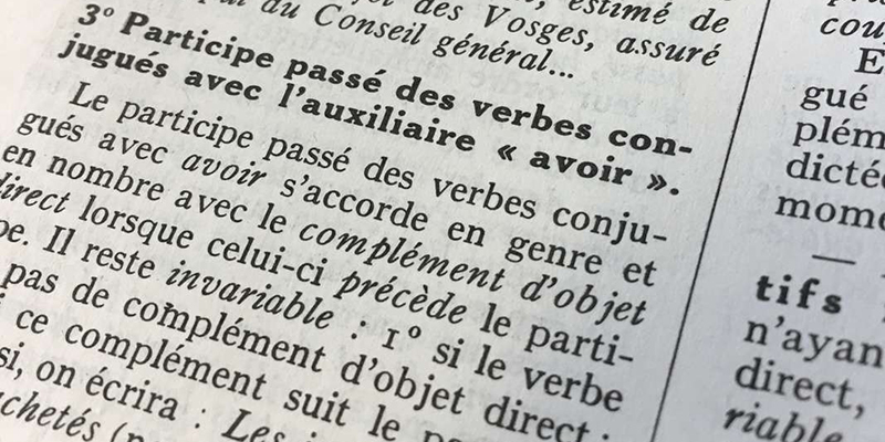 La regola dell'accordo del participio passato da «Larousse des difficultés», 1971 (Foto da Le Monde-PIERRE BRETEAU)