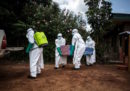 Un centro di Medici Senza Frontiere per il trattamento dei malati di ebola in Congo è stato incendiato e distrutto