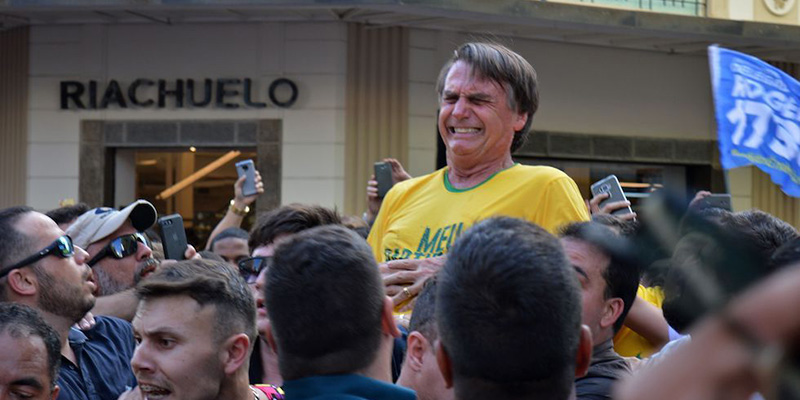 Uno dei favoriti alle elezioni presidenziali in Brasile è stato accoltellato