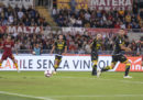 I due identici gol di tacco di Javier Pastore con la Roma