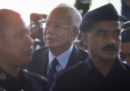 Ci sono 21 capi d'imputazione contro l'ex primo ministro della Malesia Najib Razak per lo scandalo 1MDB