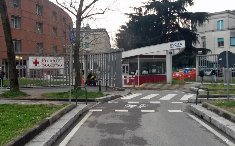 Un ragazzo di 15 anni è morto dopo una caduta di 25 metri nel condotto d'aerazione di un supermercato di Sesto San Giovanni, vicino a Milano