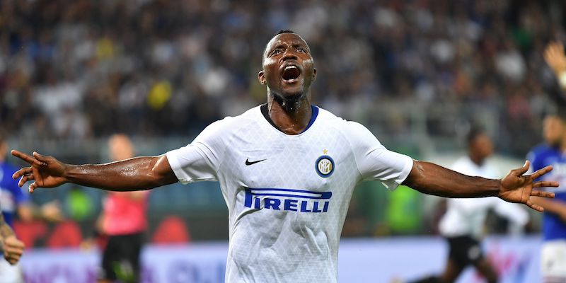 Kwadwo Asamoah esulta dopo il gol segnato alla Sampdoria e poi annullato dal VAR nell'ultima giornata di campionato (ALBERTO PIZZOLI/AFP/Getty Images)