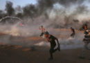 Sette palestinesi sono morti negli scontri di ieri al confine fra Gaza e Israele, dice il ministero della Salute di Gaza