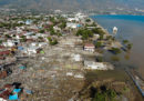 Il numero delle persone morte per il terremoto e lo tsunami in Indonesia è salito 1.234