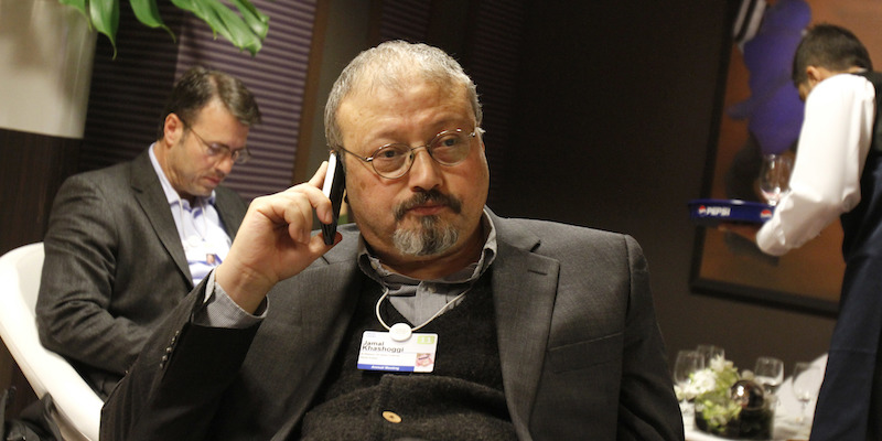 Il giornalista saudita Jamal Khashoggi (AP Photo/Virginia Mayo)