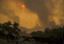 I morti per gli incendi in California sono almeno 48