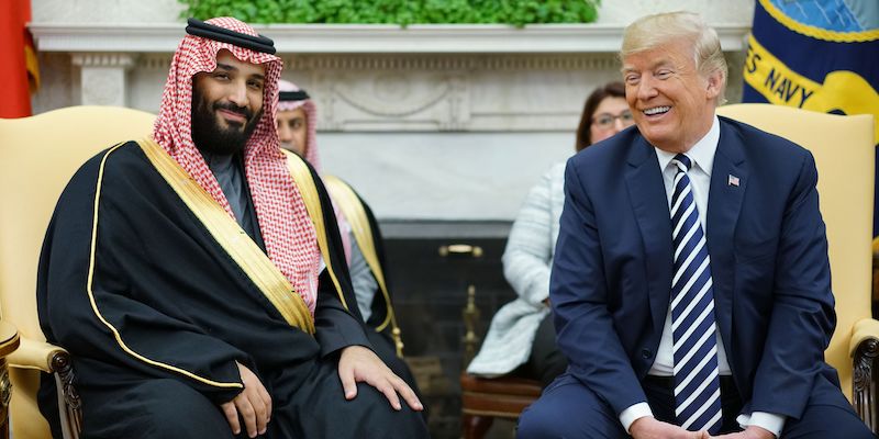 Il presidente statunitense Donald Trump e il principe ereditario saudita Mohammed bin Salman alla Casa Bianca il 20 marzo 2018 (MANDEL NGAN/AFP/Getty Images)