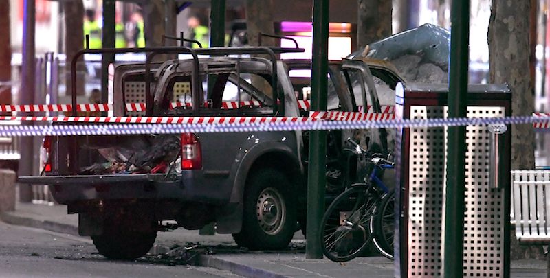 Il veicolo bruciato a Melbourne, Australia, 9 novembre 2018
(WILLIAM WEST/AFP/Getty Images)