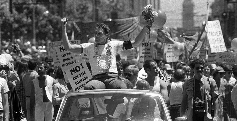 Harvey Milk in una manifestazione a San Francisco, il 26 giugno 1978. (AP Photo/File)