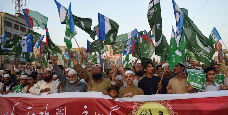 Una protesta islamista contro il rilascio di Asia Bibi a Karachi, in Pakistan, 4 novembre 2018
(RIZWAN TABASSUM/AFP/Getty Images)
