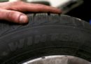 Dal 15 novembre entrerà in vigore l'obbligo di avere gli pneumatici invernali o le catene a bordo dell'auto