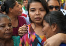 È stata rilasciata la ragazza di El Salvador sotto processo per omicidio aggravato perché accusata di aver cercato di abortire