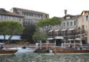Il gruppo del lusso francese LVMH ha comprato l'azienda alberghiera Belmond per 3,2 miliardi di dollari