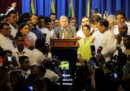 Ranil Wickremesinghe è di nuovo il primo ministro dello Sri Lanka, due mesi dopo essere stato rimosso dal presidente