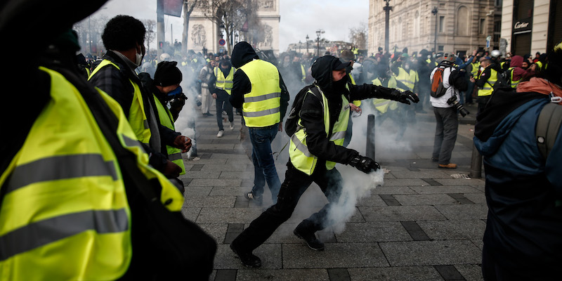 Una protesta dei "gilet gialli" a Parigi (ABDUL ABEISSA/AFP/Getty Images)
