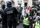 A Parigi sono state arrestate 63 persone che partecipavano alla manifestazione dei gilet gialli