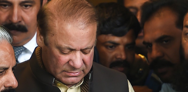 L'ex primo ministro del Pakistan, Nawaz Sharif, è stato condannato a 7 anni di carcere