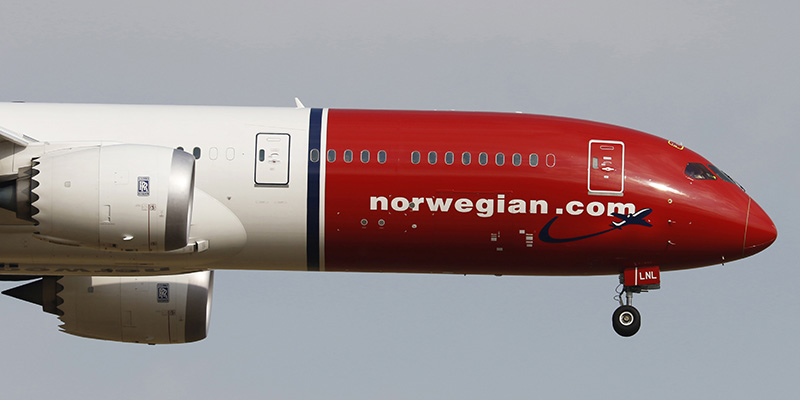 Un Boeing 787 della compagnia Norwegian Air Shuttle (Larry MacDougal via AP)