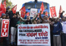 In India i sindacati hanno indetto un grande sciopero generale per oggi e domani
