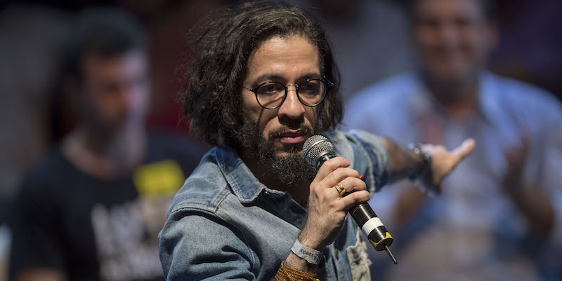 Il primo e unico deputato gay brasiliano rinuncerà al suo seggio e lascerà il paese a causa delle minacce ricevute