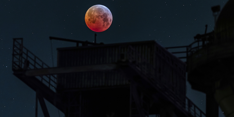 Le foto dell'eclissi di Luna