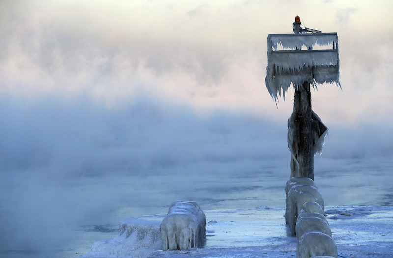 Il lago Michigan ghiacciato, Chicago, Illinois, 30 gennaio 2019
(AP Photo/Nam Y. Huh)