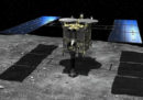 Questa sonda giapponese ha sparato contro un asteroide