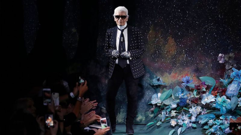 Karl Lagerfeld, 5 luglio 2017 (Patrick KOVARIK/AFP/LaPresse)