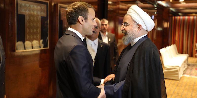 Il presidente francese Emmanuel Macron e il presidente iraniano Hassan Rouhani a New York il 18 settembre 2017 (LUDOVIC MARIN/AFP/Getty Images)
