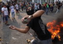 Gli scontri al confine tra Venezuela e Colombia, fotografati