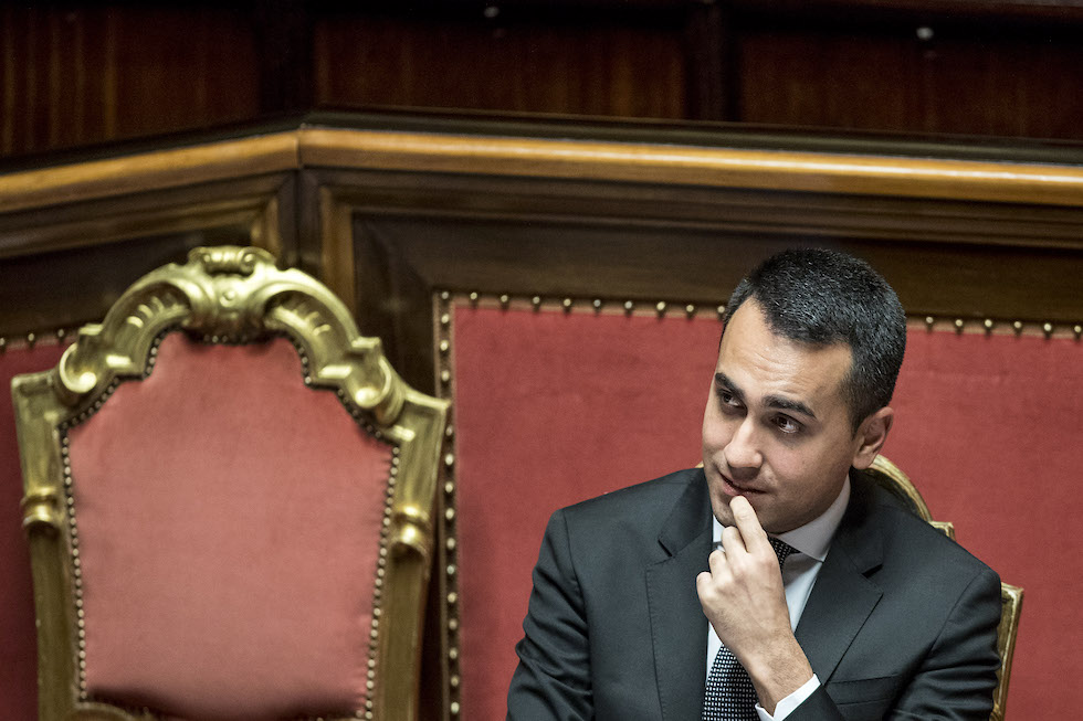 Luigi Di Maio durante la votazione del decreto sul reddito di cittadinanza e "quota 100", Roma, 27 febbraio 2019
(Roberto Monaldo/LaPresse)