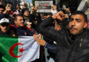 Ci sono grosse proteste in Algeria