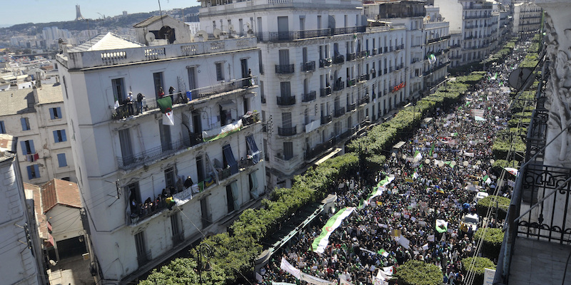 In Algeria c’è stata un’altra enorme protesta contro il presidente Abdelaziz Bouteflika e i suoi alleati