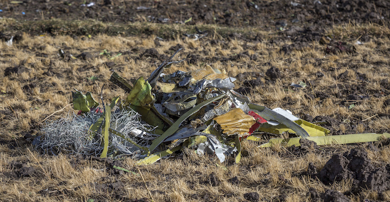 Resti dell'aereo caduto in Etiopia, 11 marzo 2019
(AP Photo/Mulugeta Ayene)