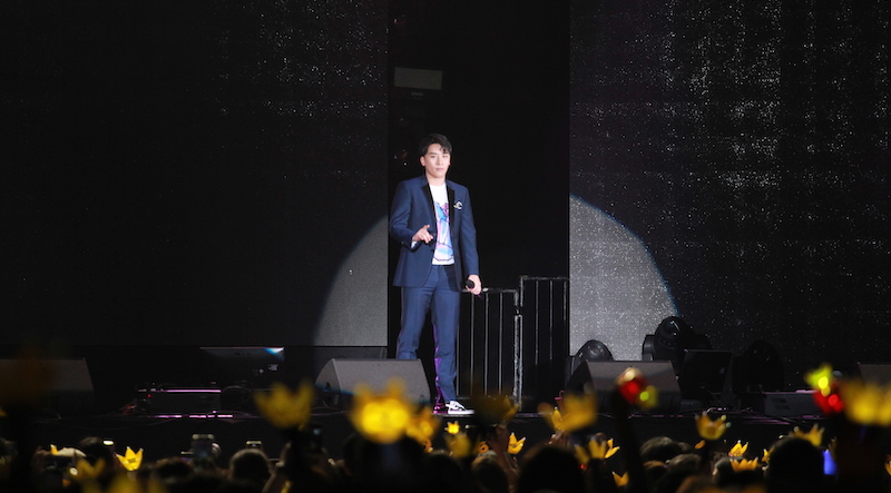 Uno dei più famosi cantanti sudcoreani si è ritirato dalla musica dopo le accuse di aver gestito un giro di prostituzione