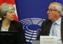 C'è un nuovo accordo tra May e Juncker su Brexit