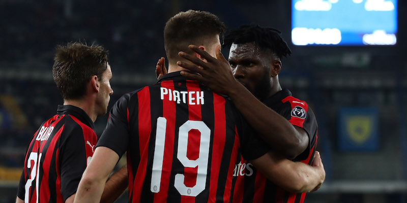 Krzysztof Piatek e Franck Kessie dopo il secondo gol segnato al Chievo (Getty Images)