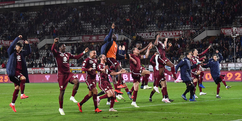 I giocatori del Torino festeggiano la vittoria contro il Milan (Getty Images)