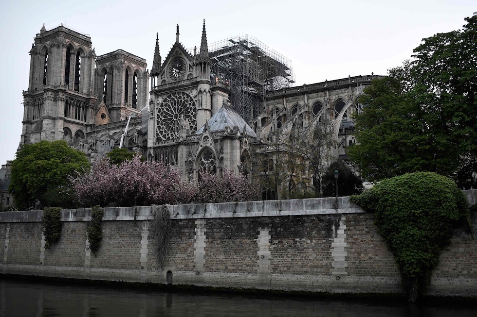 Le foto di Notre-Dame prima e dopo l'incendio - Il Post